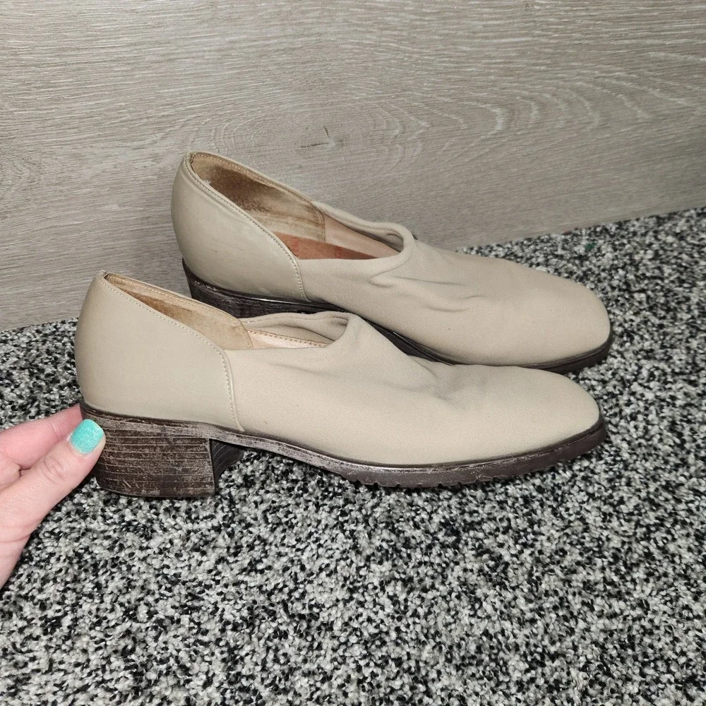MUNRO American Cream Tan Stretch Fabric Shock-Absorbing Pump Comfort Women's 7 M